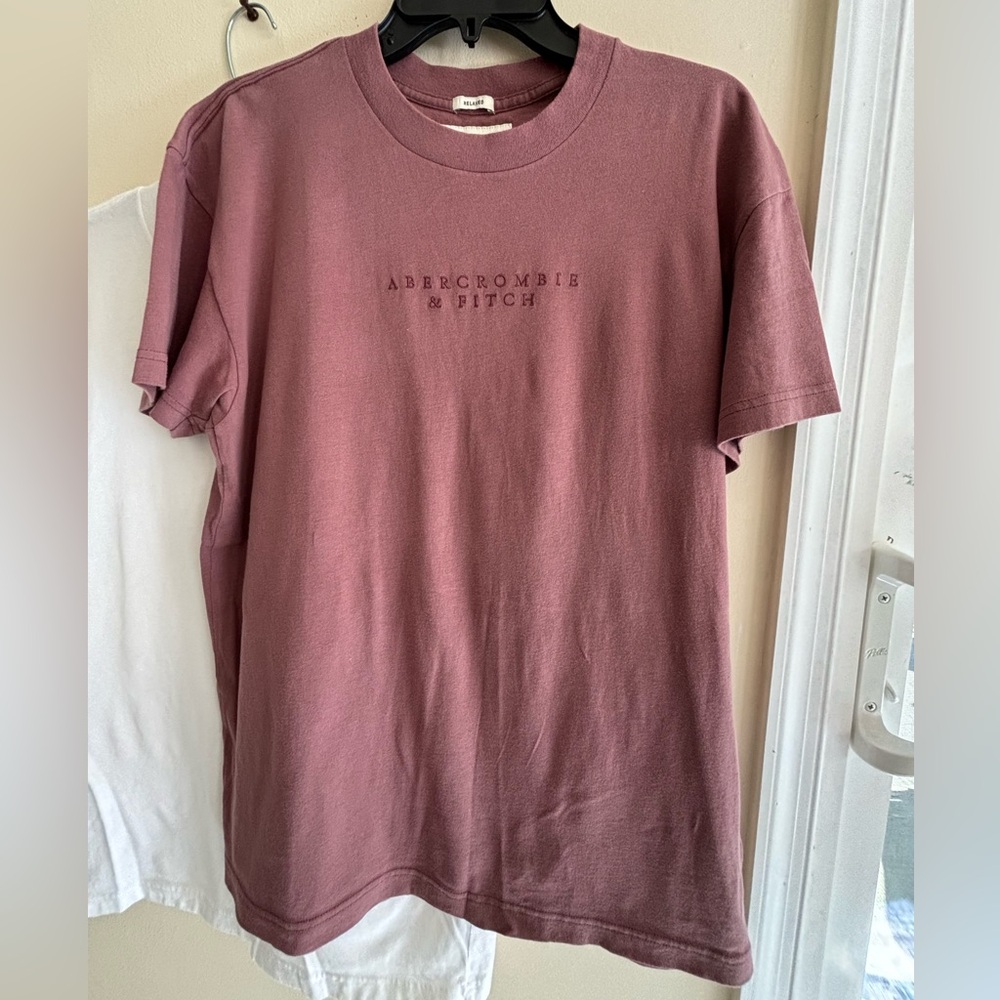 Abercrombie shirt for men bundle of two Size M white & burgundy - Picture 5 of 9